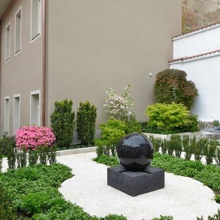 Hotel Maribor & Garden Rooms Bagian luar foto